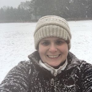 Meet your Posher, Leslie